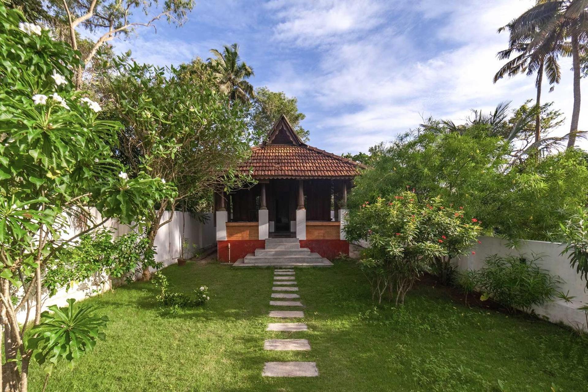 Deshadan'S Tarangi Beach Villas,Marari Mararikulam Exterior foto